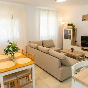Bonito Apartamento Con Garaje Privado A Pocos Metros De La Playa Apartamento